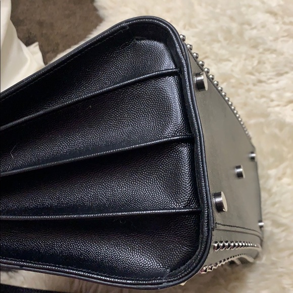 Saint Laurent authentic - Picture 7 of 10